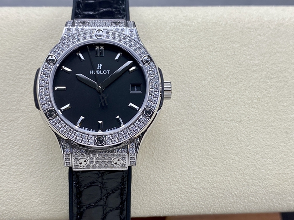 ウブロコピー時計全体デザイン